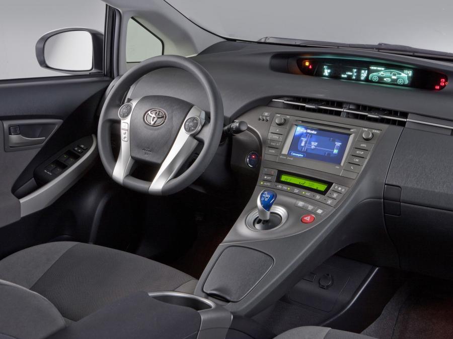  Toyota Prius 2011 года  (US) (фото 21 из 22)
